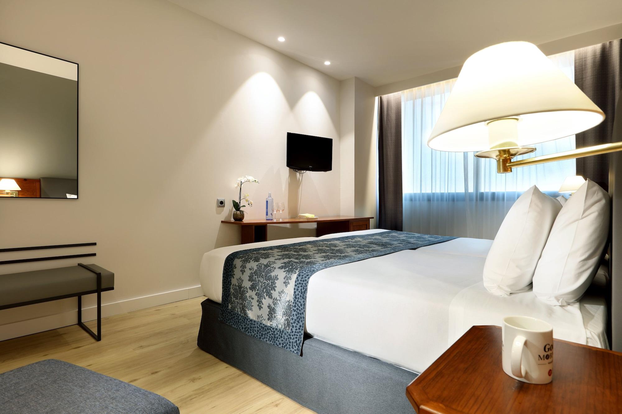 Exe Isla Cartuja Hotel Seville